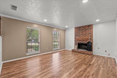 Tiny photo for 430 W Redway Lane W, Houston, TX 77598 (MLS # 4434496)