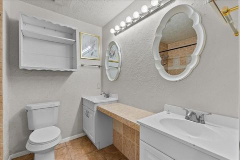 Tiny photo for 430 W Redway Lane W, Houston, TX 77598 (MLS # 4434496)