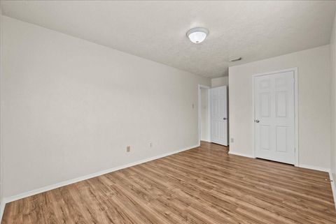 Tiny photo for 430 W Redway Lane W, Houston, TX 77598 (MLS # 4434496)