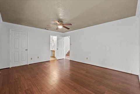Tiny photo for 430 W Redway Lane W, Houston, TX 77598 (MLS # 4434496)