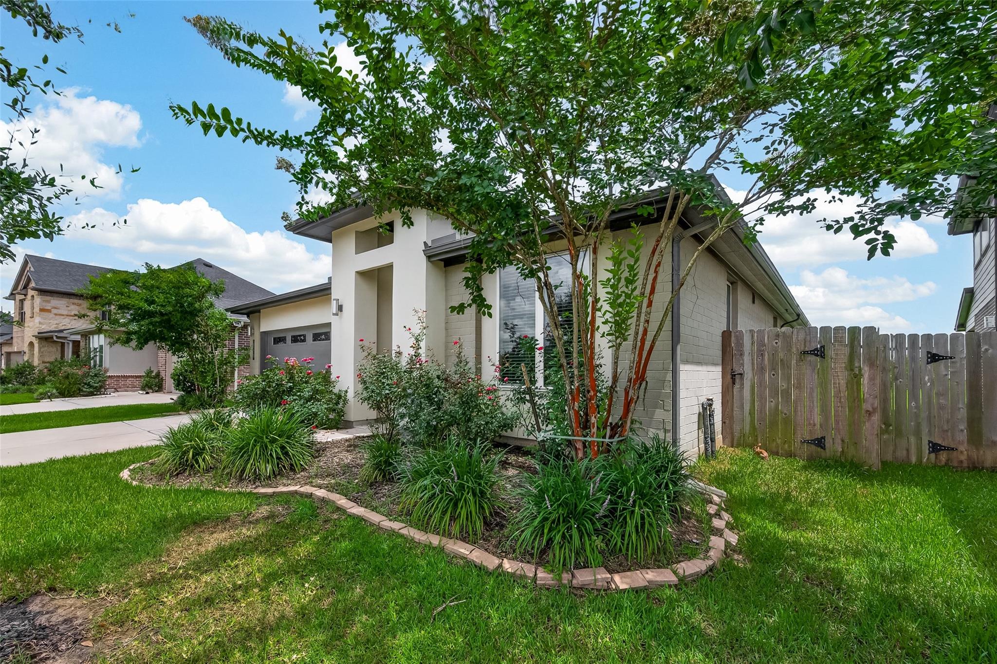 28419 Hazel Trail
