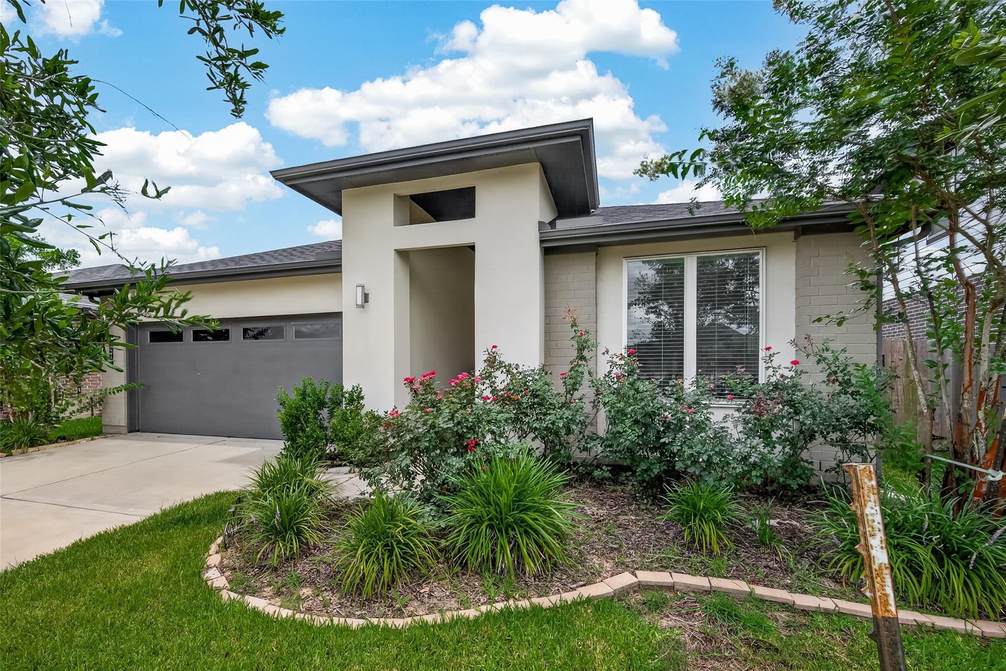 28419 Hazel Trail