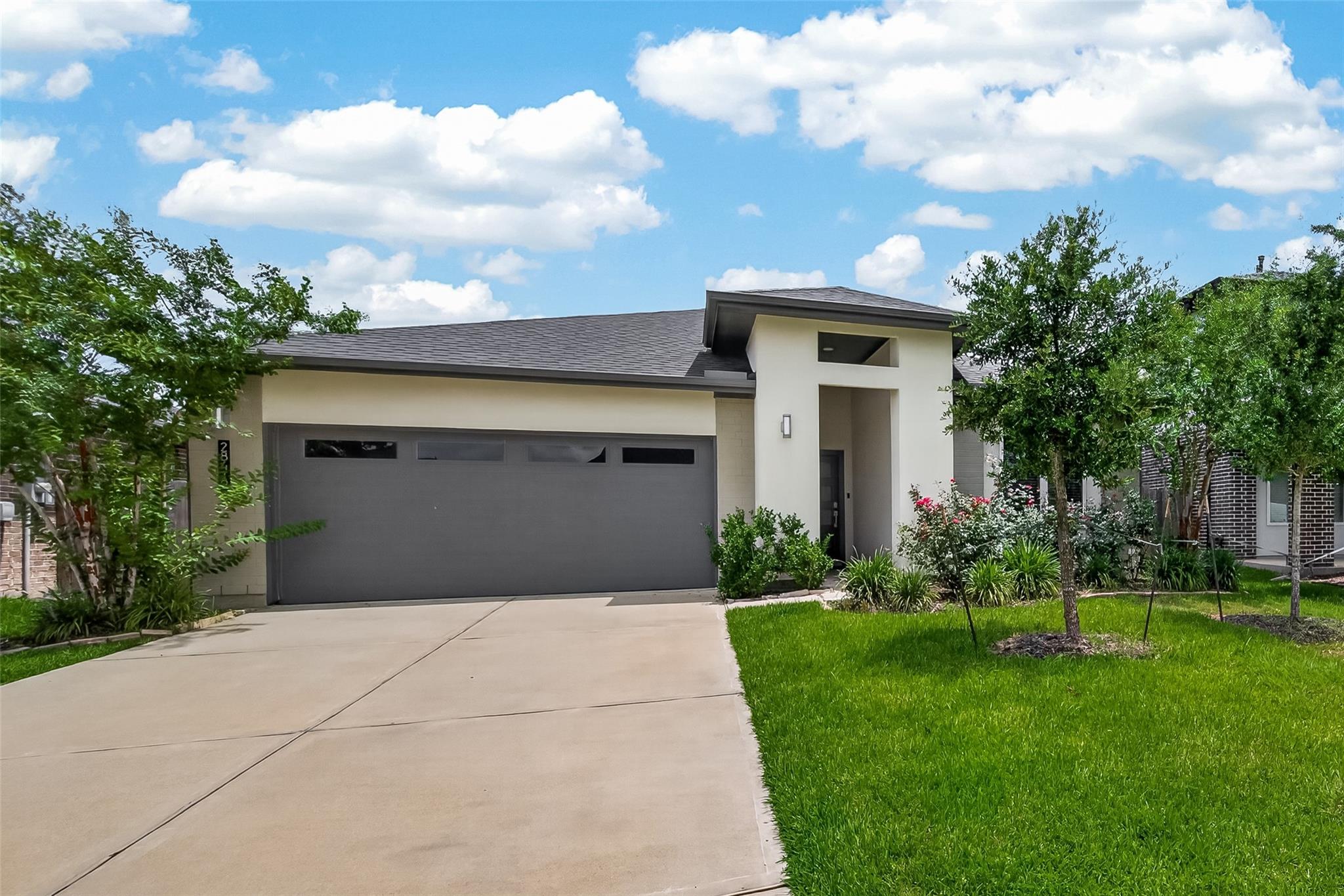 28419 Hazel Trail