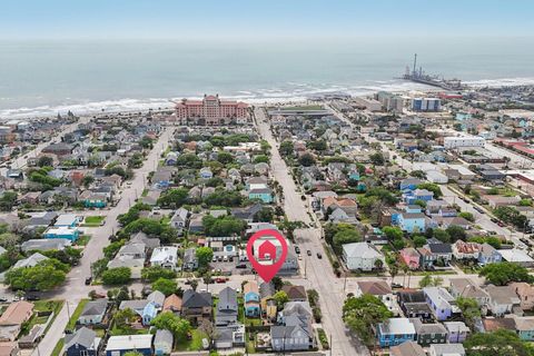 Photo of 2024 Ursuline Street, Galveston, TX 77550 (MLS # 36325914)