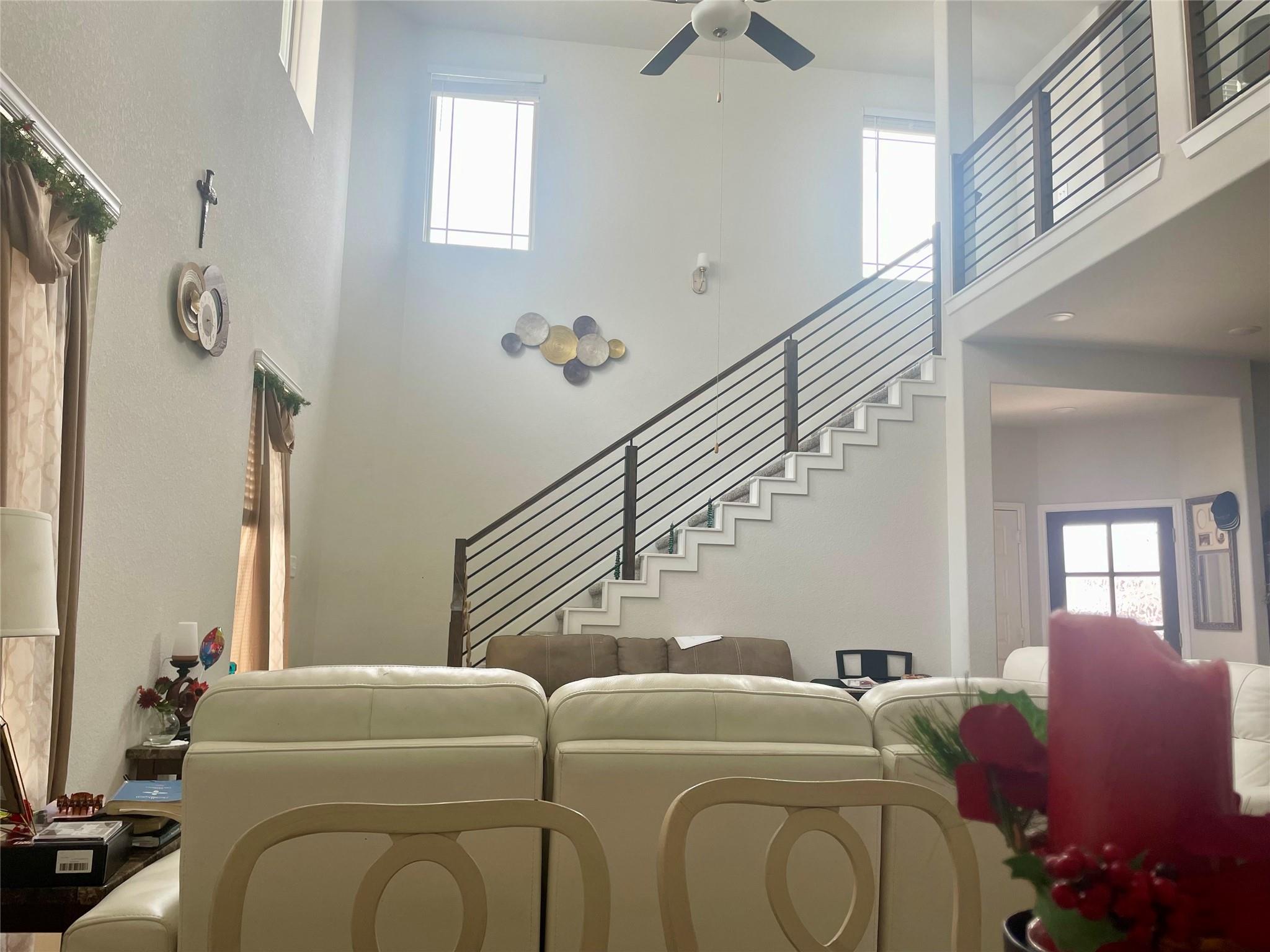 1055 Bluebonnet Trail