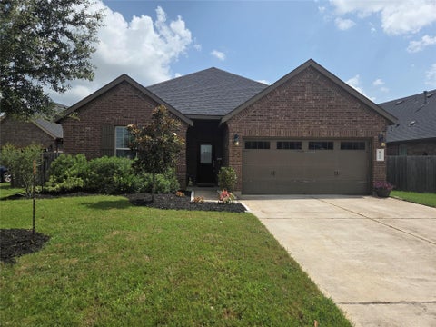 Photo of 8519 Golden Field Drive, Rosenberg, TX 77469 (MLS # 98259644)