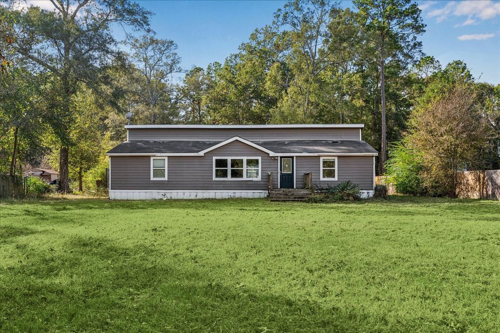 Photo of 17986 Split Oak Circle, New Caney, TX 77357 (MLS # 54112312)