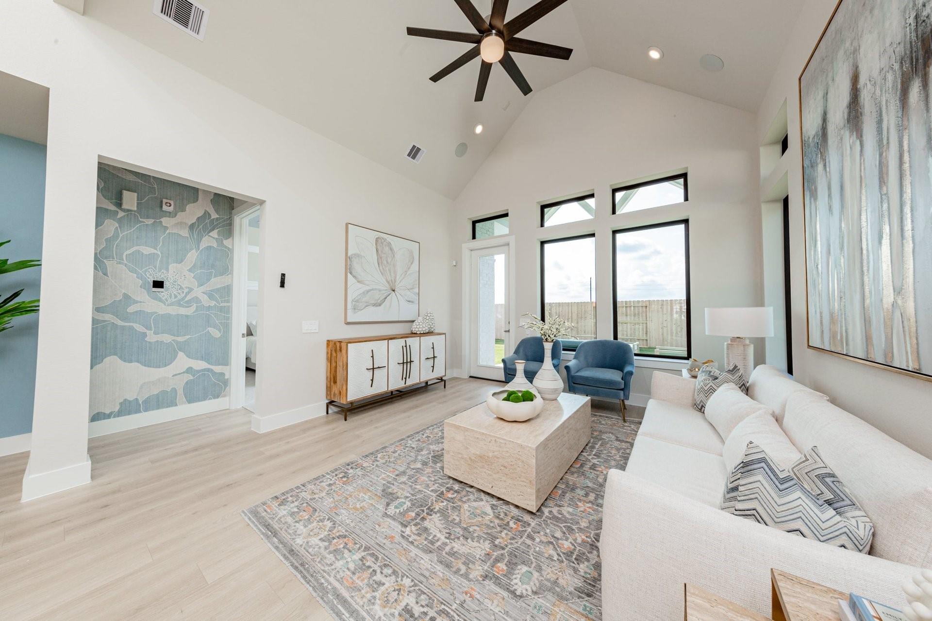2803 Elm Creek Way