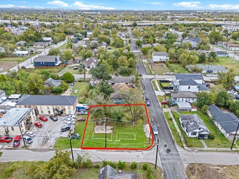 Photo of 0 Sumpter Street, Houston, TX 77026 (MLS # 66441832)
