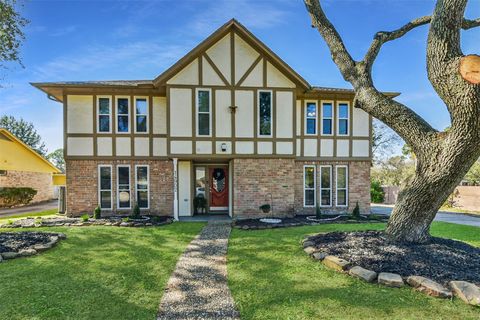 Photo of 14902 Aspen Hills Drive, Houston, TX 77062 (MLS # 11459298)