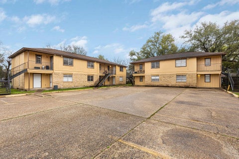Photo of 230 E Virginia Street, Beaumont, TX 77705 (MLS # 94988489)