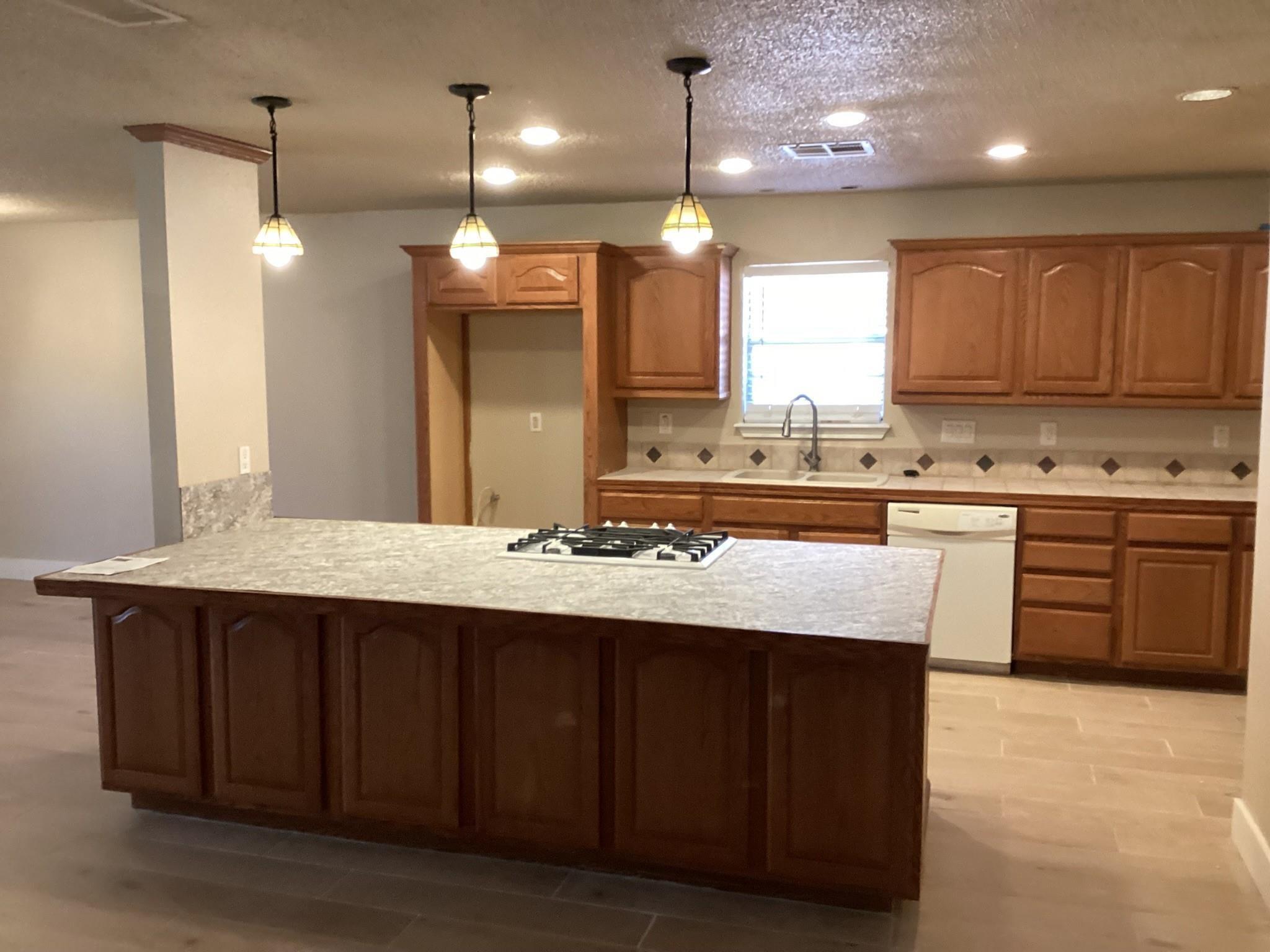 2511 Peaceful Valley Drive