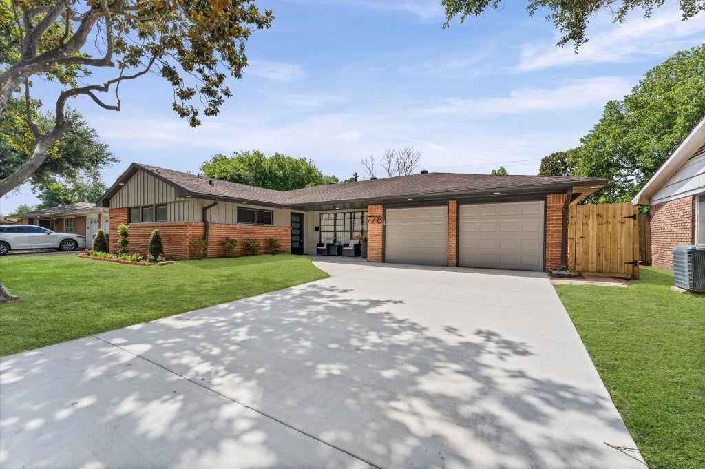 Photo of 7718 Dillon Street, Houston, TX 77061 (MLS # 35753379)