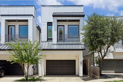 Photo of 5532 Darling Street, Houston, TX 77007 (MLS # 7516655)