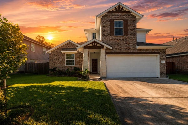 2506 BAY HILL DR, BAYTOWN, TX 77523 - Image e6d1a38e9223c8f4889ee9bfb9b6d2bf/591851315