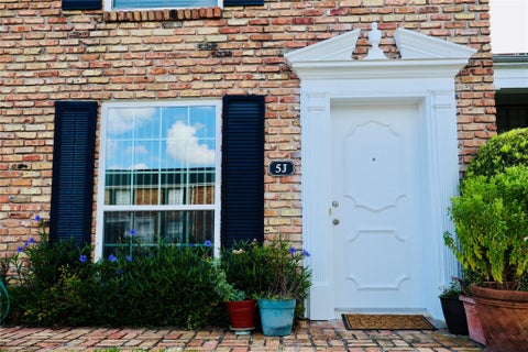 Condo For Sale - 2201 Fountain View Drive #5J<br/> Harris County, Houston, TX 77057