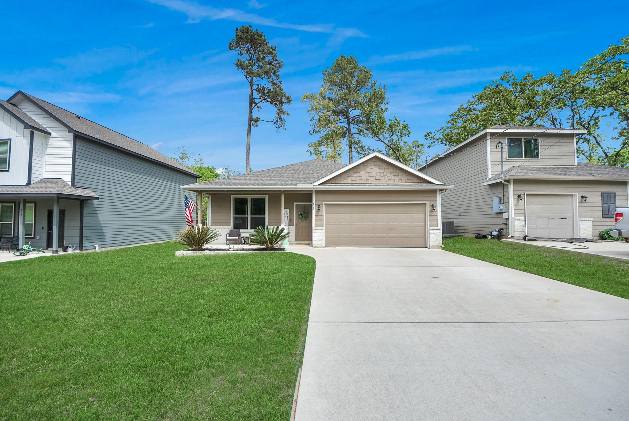 709 Little River Drive