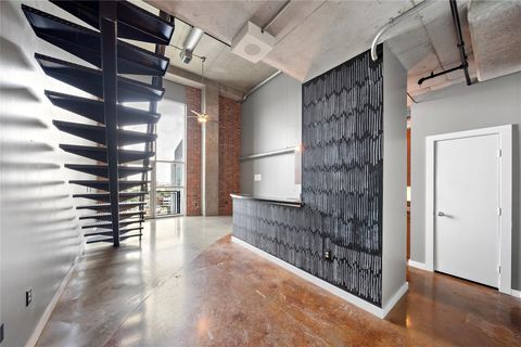 Condo For Rent - 2000 Bagby Street #13439<br/> Houston, TX 77002