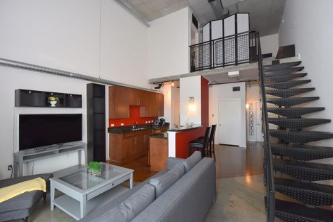 Photo of 2000 Bagby Street #13439, Houston, TX 77002 (MLS # 36675946)