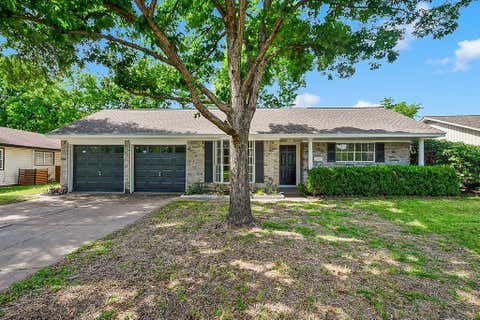 Photo of 5514 Chantilly Lane, Houston, TX 77092 (MLS # 21244053)