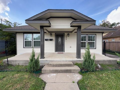 Photo of 224 Everton Street #Front, Houston, TX 77003 (MLS # 70847044) Photo of 224 Everton Street #Front, Houston, TX 77003 (MLS # 70847044)