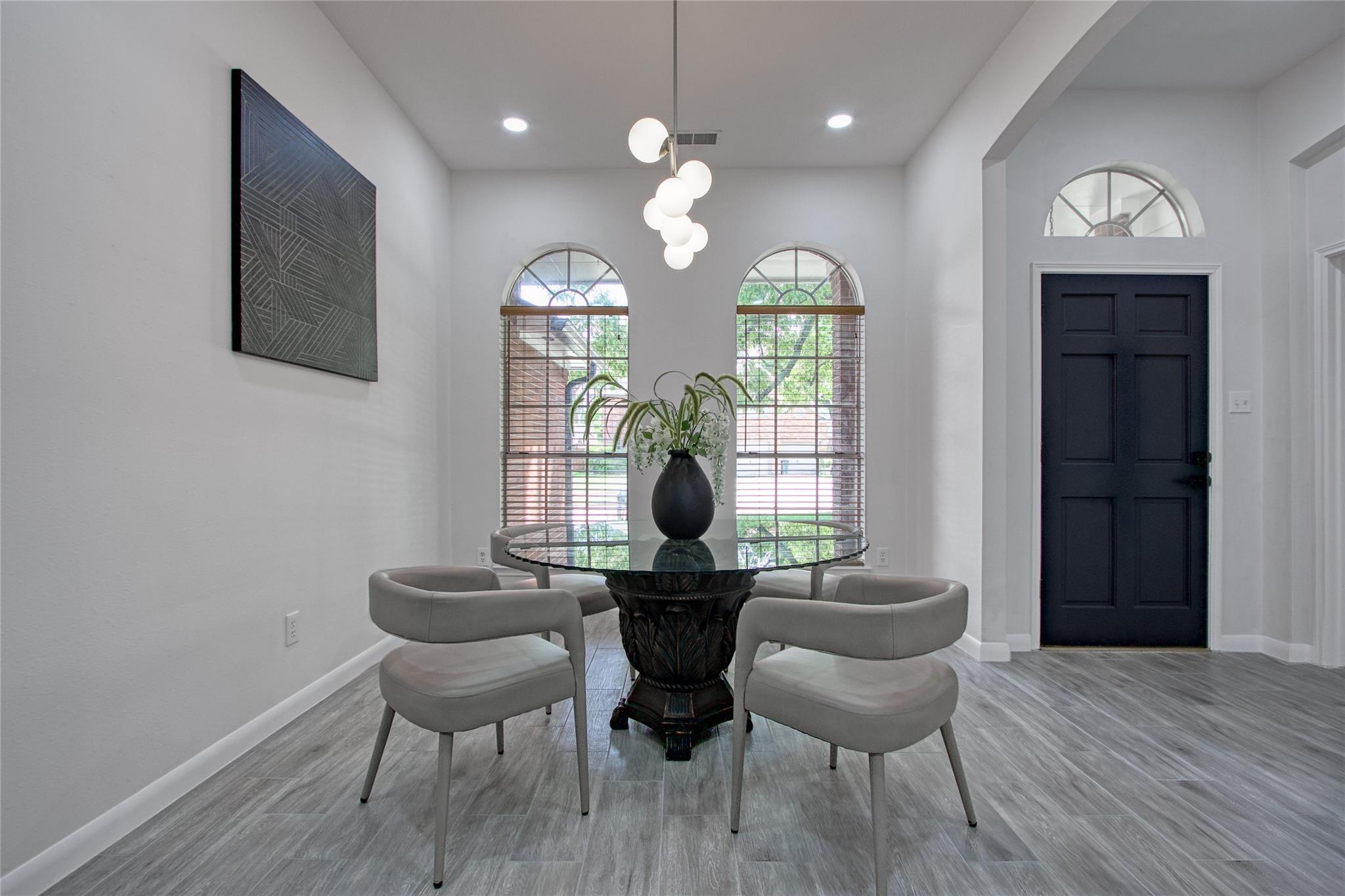 7215 Oak Walk Drive