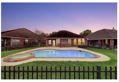 Photo of 10531 Oleander Point Drive, Houston, TX 77095 (MLS # 37240034)