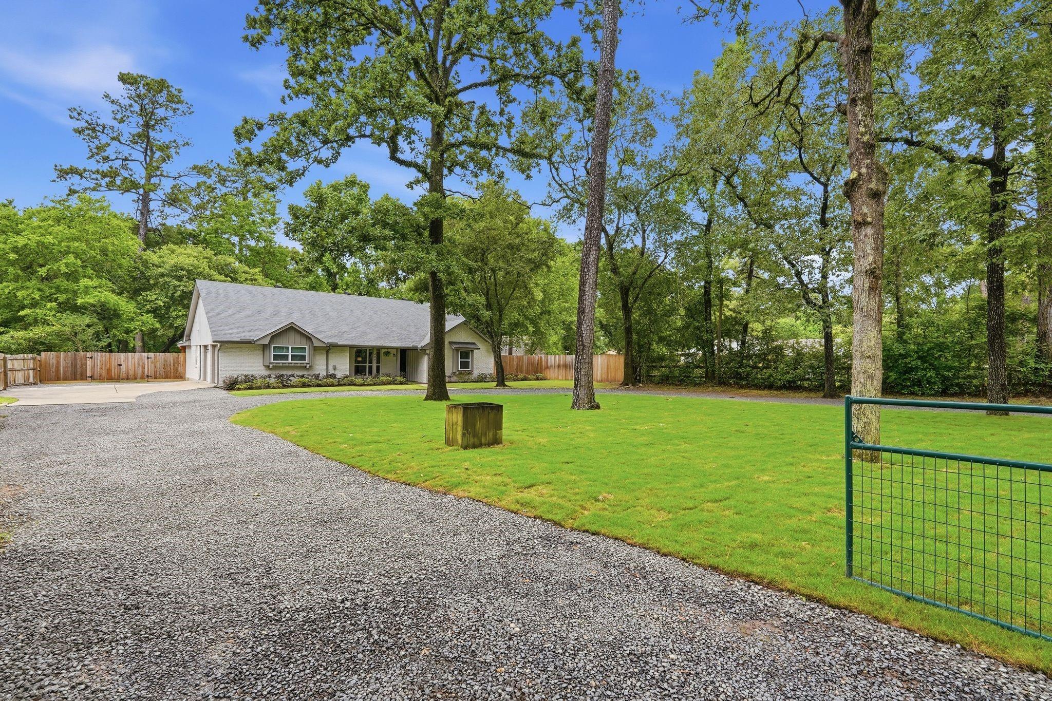 4003 Mossy Oaks Road E