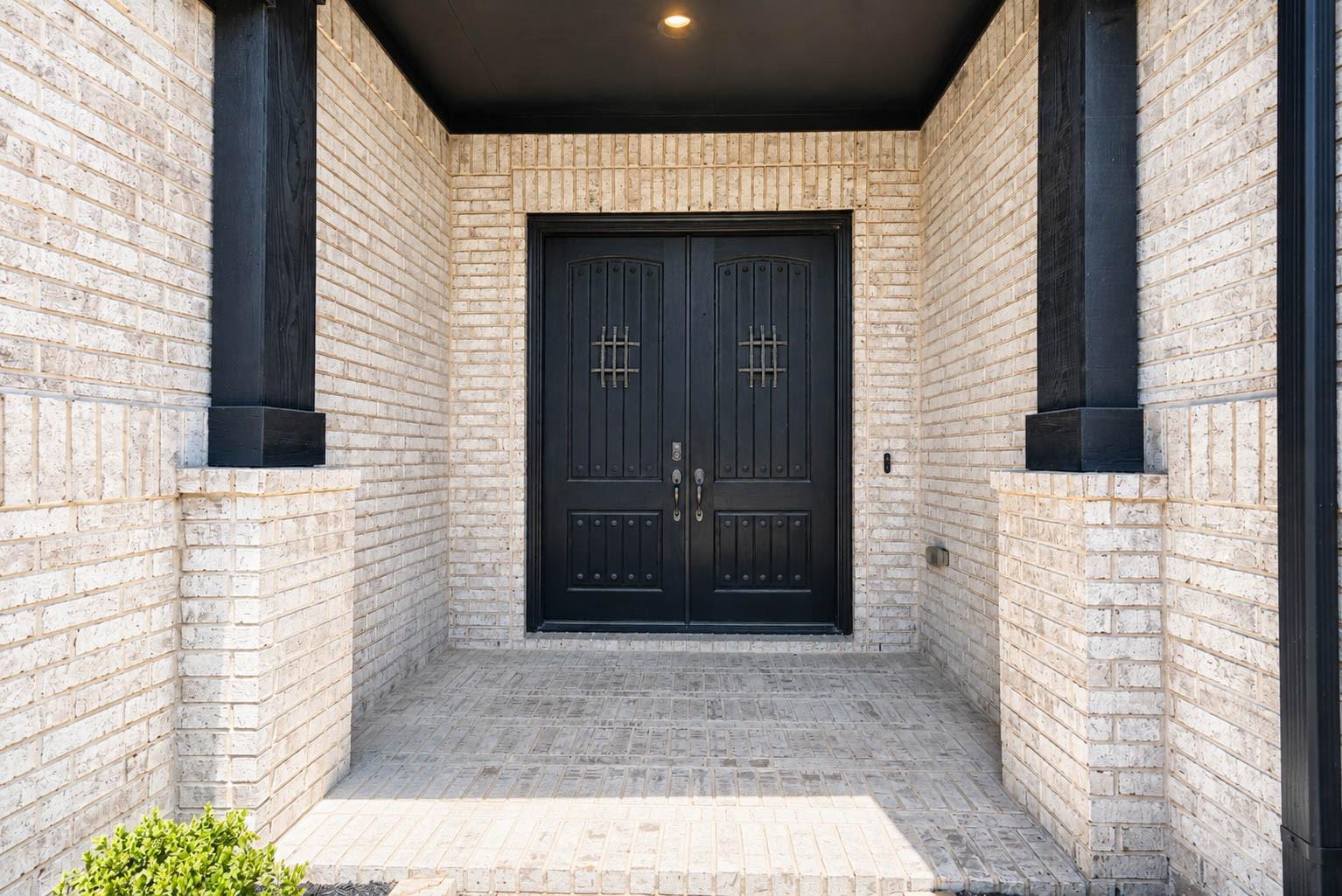 5339 Streamside Trail