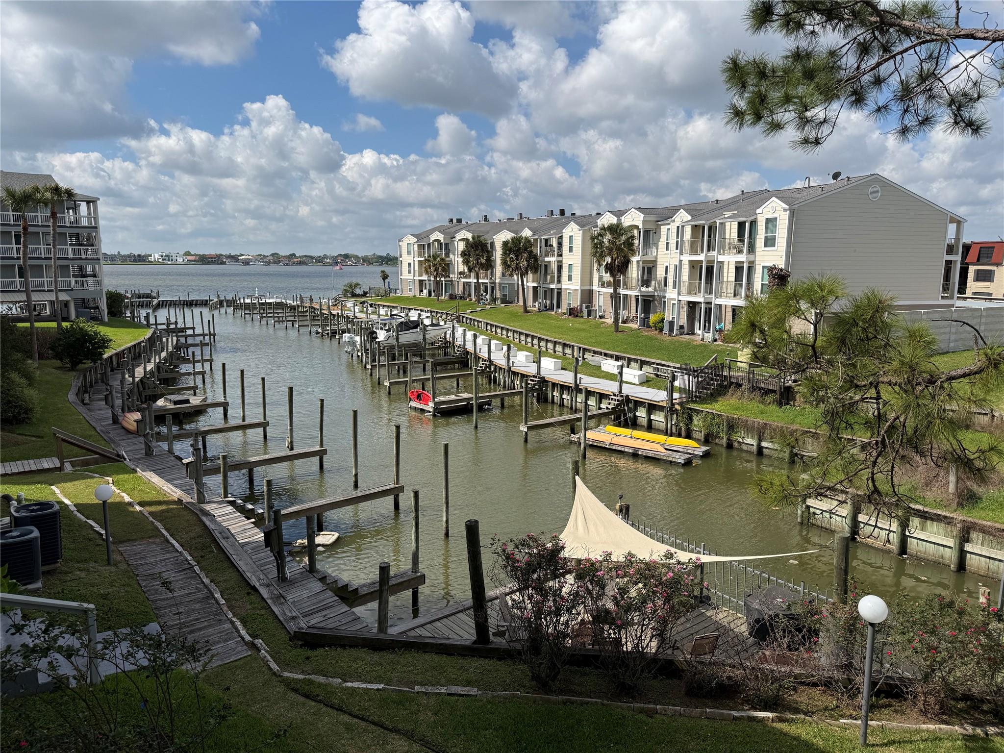 4011 Nasa Rd 1 Parkway 515