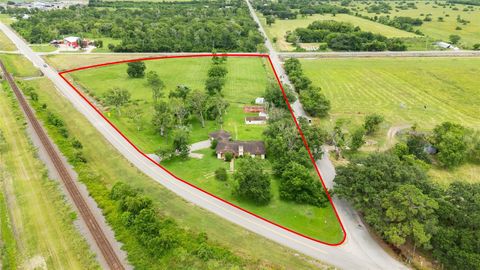 Photo of 1513 County Road 210, Angleton, TX 77515 (MLS # 68650281)