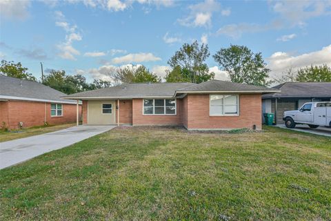 2115 Dewberry Lane Pasadena TX 77502