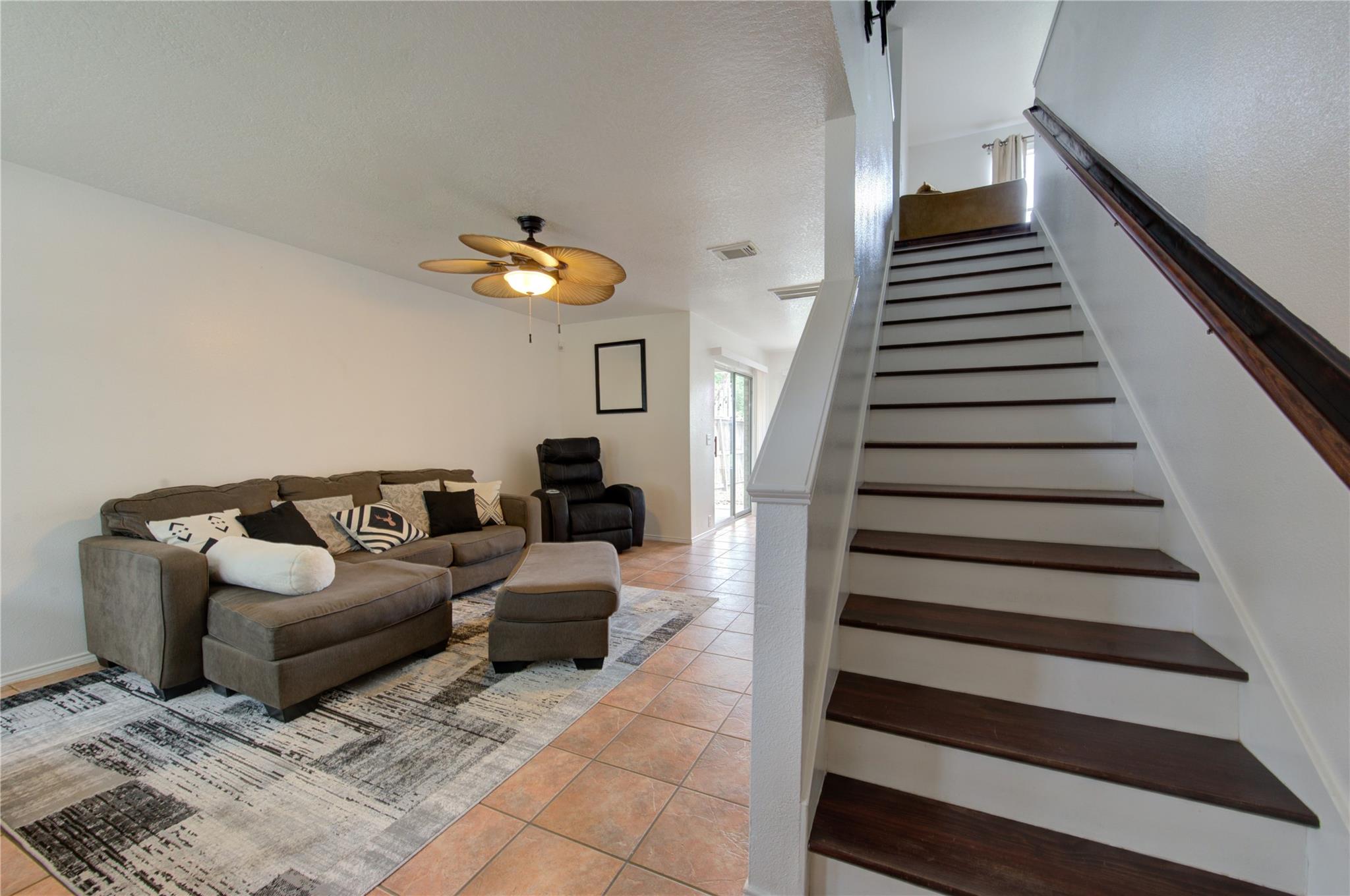 6803 Manor Hollow Lane