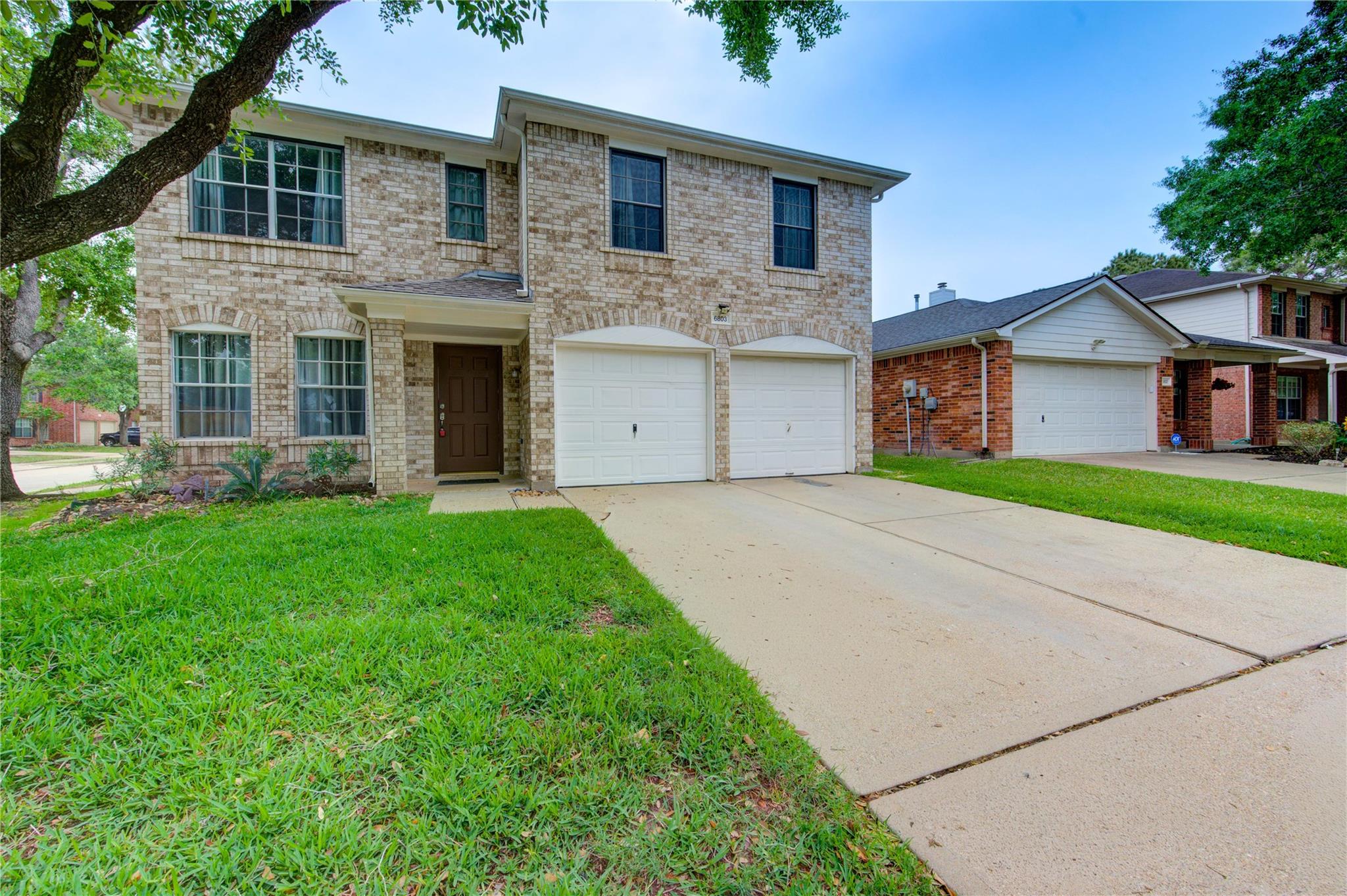 6803 Manor Hollow Lane