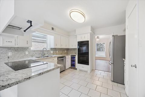 Photo of 2011 Riverlawn Drive, Houston, TX 77339 (MLS # 11188456)