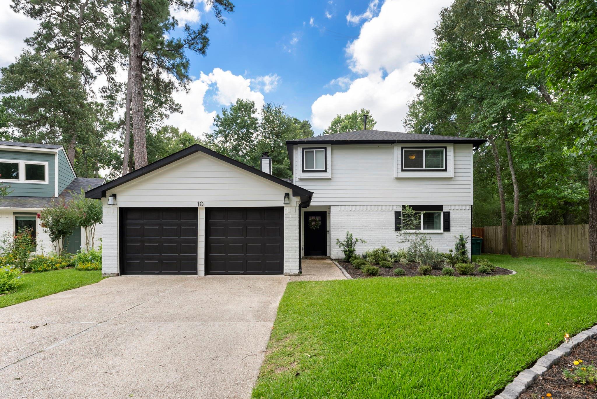 10 E White Willow Circle