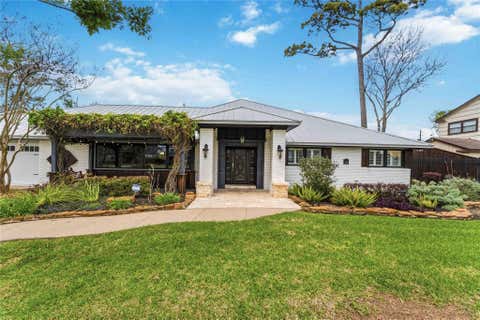 Homes For Sale - 4031 Fernwood Drive<br/> Houston, TX 77021
