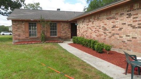 Photo of 3221 Wheatridge Street, Pearland, TX 77581 (MLS # 47571281)