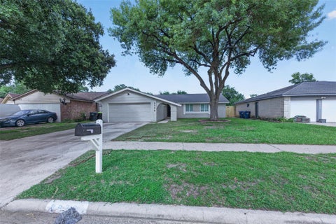 Photo of 9626 Desert Flower Lane, Houston, TX 77086 (MLS # 34215818)