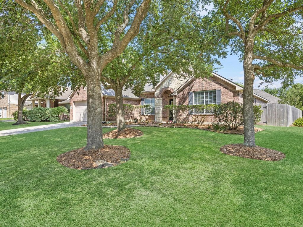 Photo of 14402 Cottage Timbers Lane, Houston, TX 77044 (MLS # 10568877)
