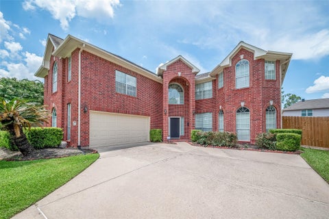 Homes For Sale - 9218 Memorial Pines Way<br/> Spring, TX 77379