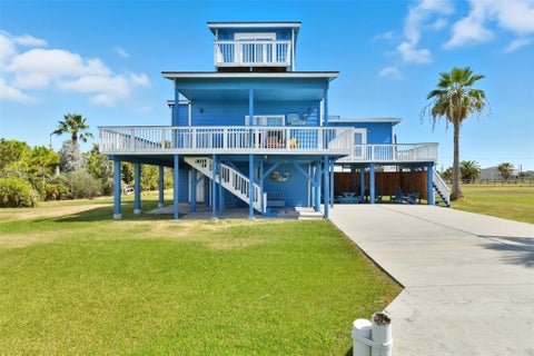 Photo of 3917 3rd Street, Galveston, TX 77554 (MLS # 66915118)