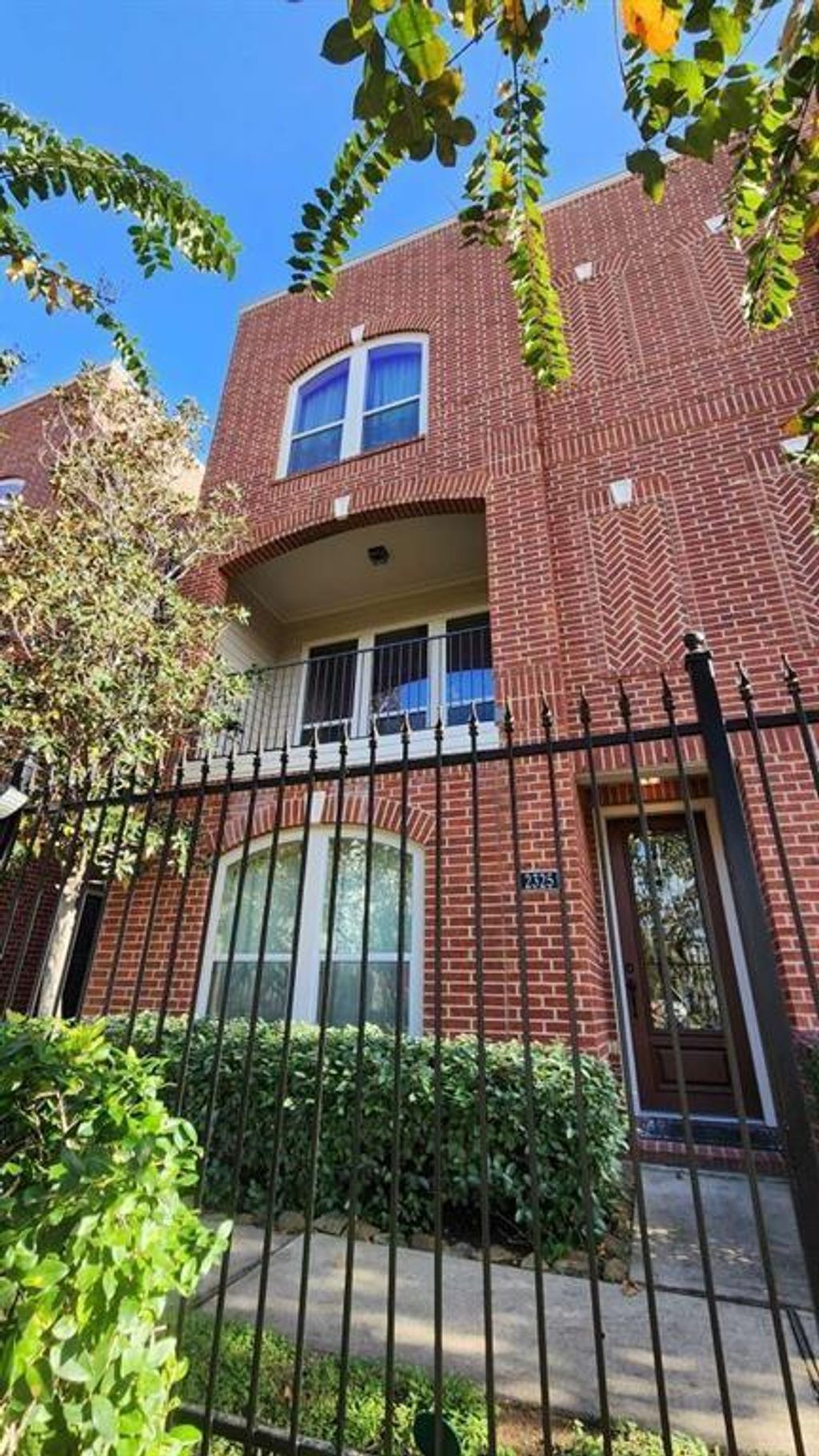 Photo of 2325 Hutchins Street, Houston, TX 77004 (MLS # 29213235)