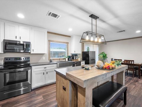 Photo of 1976 County Road 5017, Cleveland, TX 77327 (MLS # 17842838)