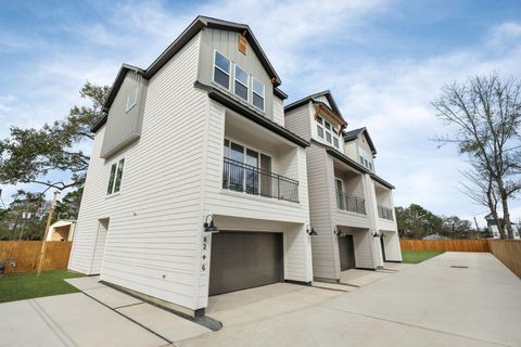 826 Curtin Street G Houston TX 77018