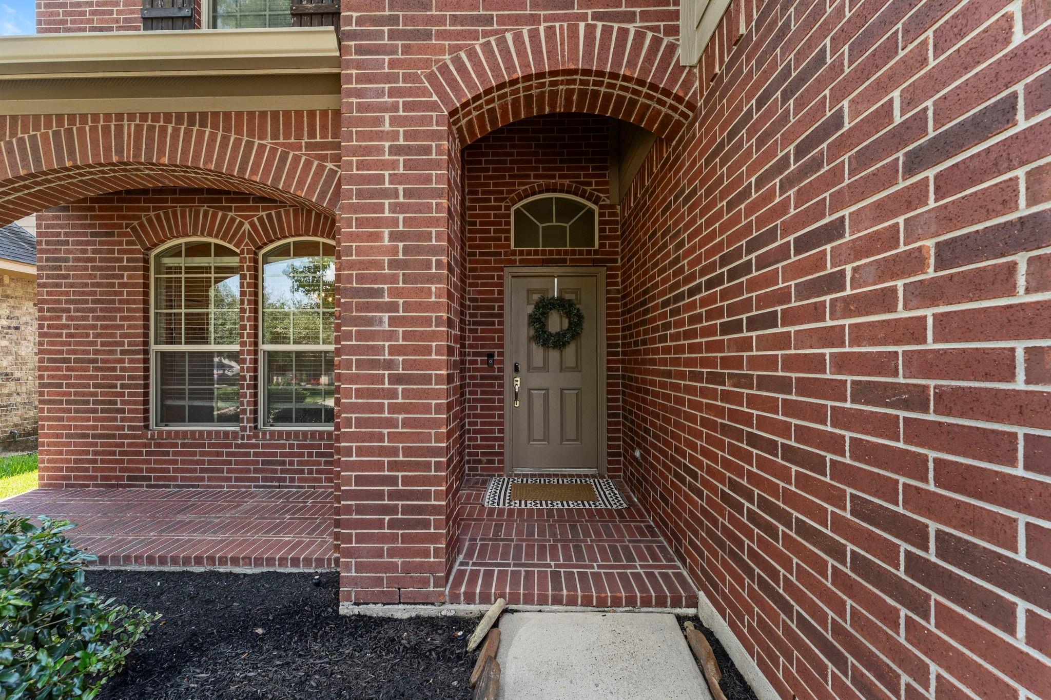 154 Black Swan Place