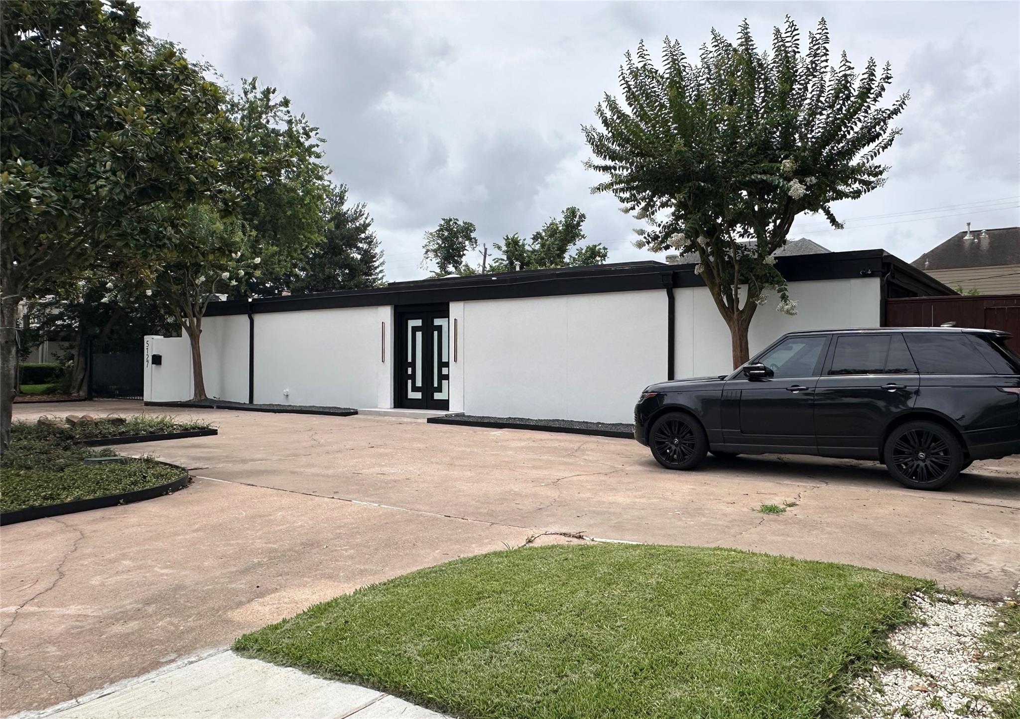 5127 S Braeswood Boulevard
