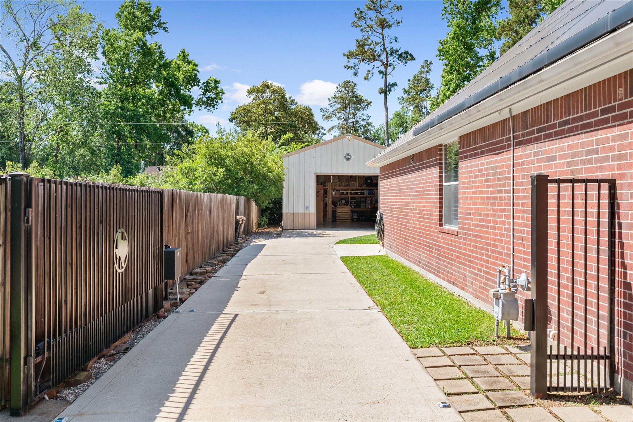7107 Nickaburr Creek Drive