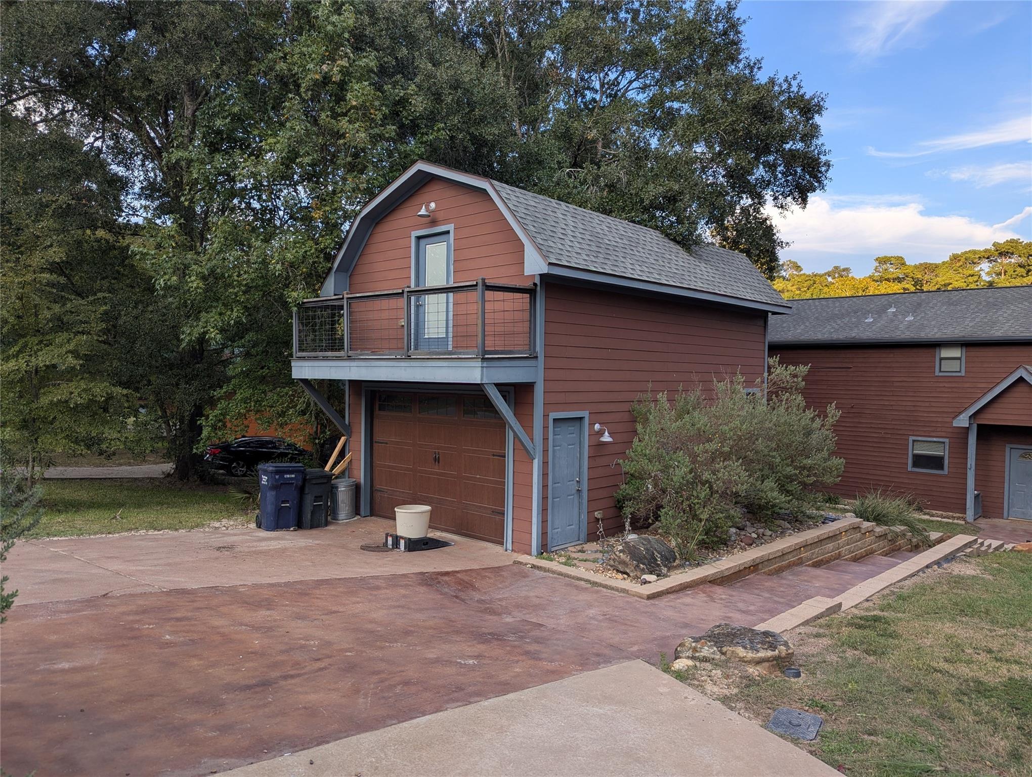 80 Hunters Creek Drive