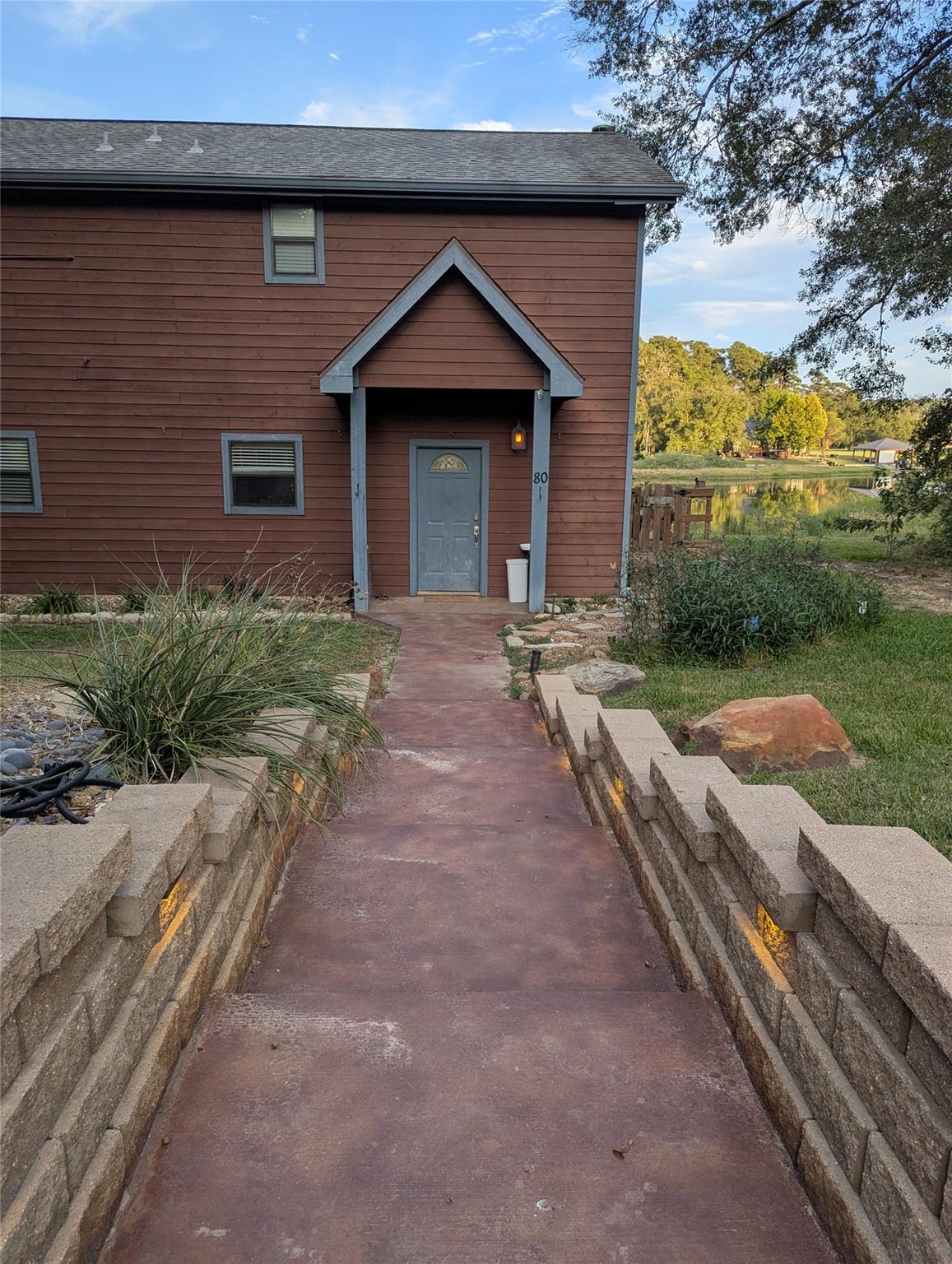 80 Hunters Creek Drive